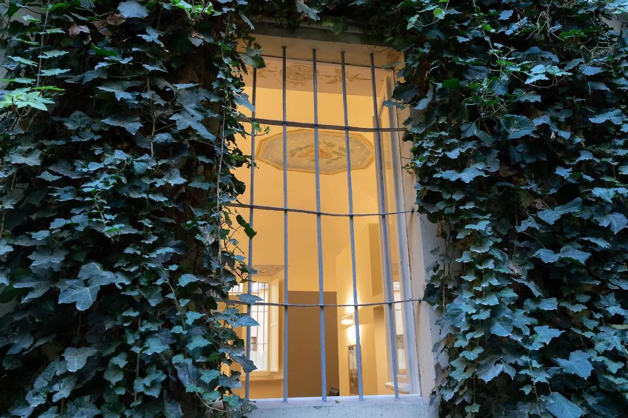 Guest house Palazzo Liberati Apartments Parma Italy